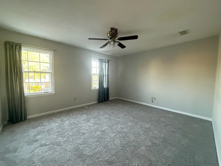 3431 Wildewood Dr — Photo 7