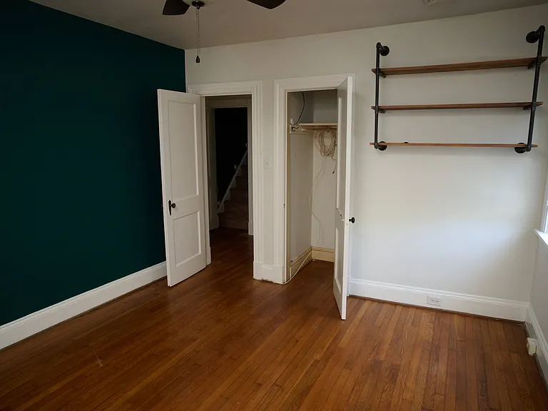 2801 Kenwood Ave — Photo 7