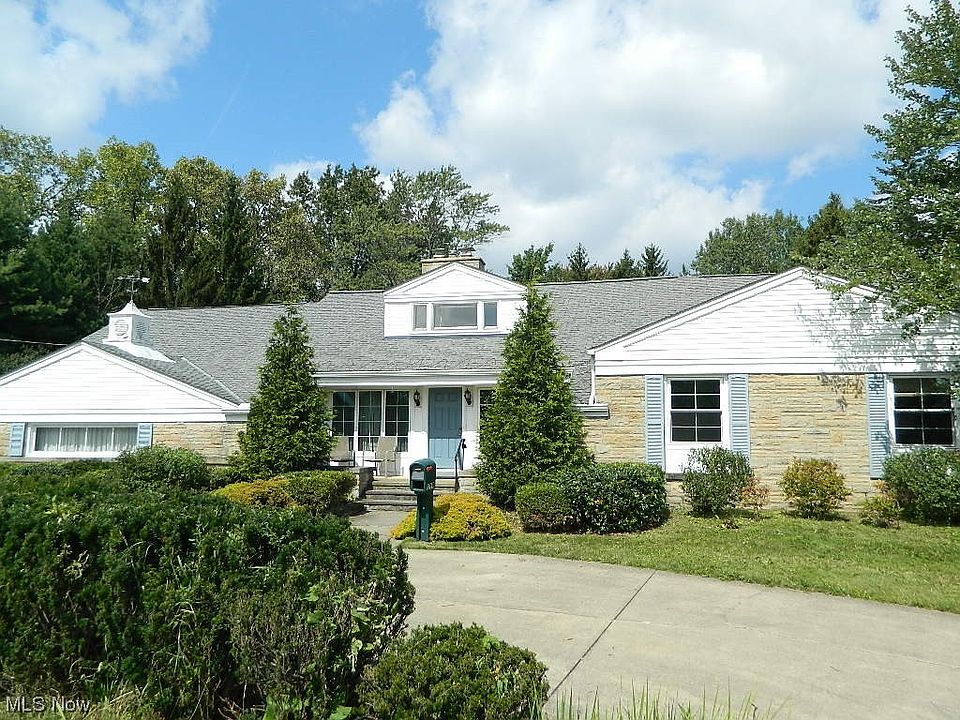 1st image of 27999 Gates Mills Blvd