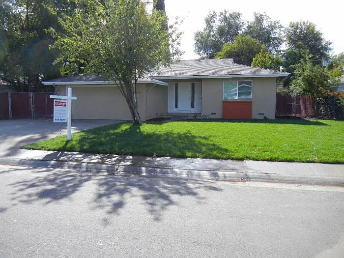 5716 Houston Way photo 1