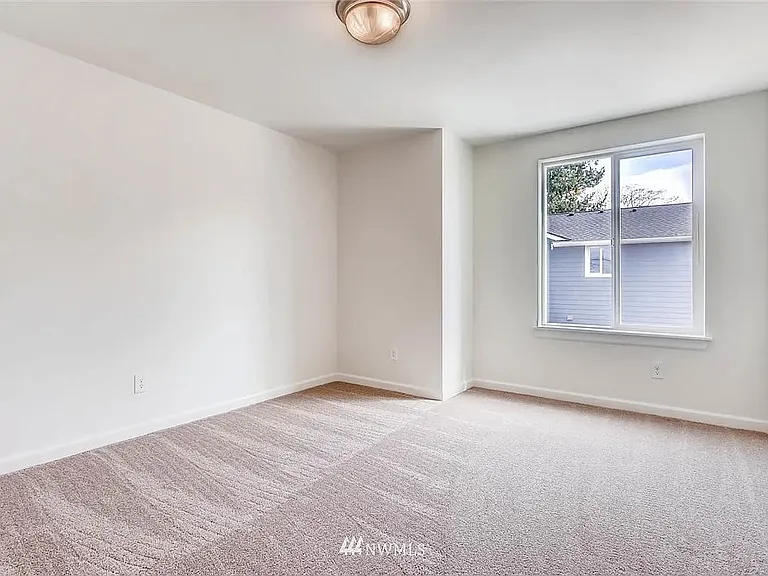 318 SW 106th St — Photo 19