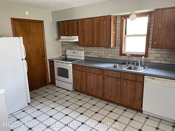 4th image of 2478 Willow View Ct