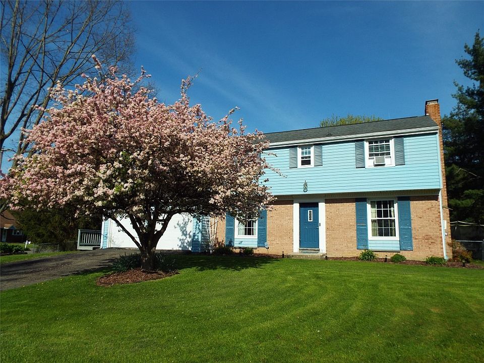 1st image of 30 Hoffman Dr
