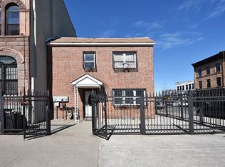 111 Cornelia St, Brooklyn, NY 11221
