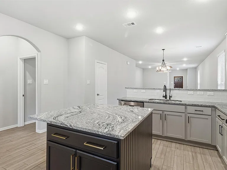 8415 Balding Dr — Photo 26