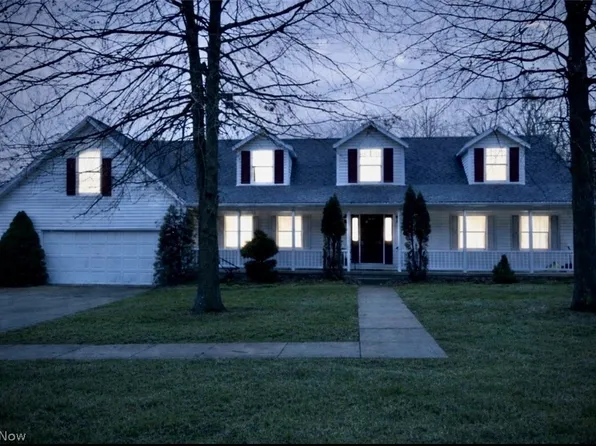 209 Maple Ave, Saint Clairsville, OH 43950