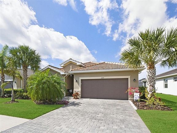 4th image of 2275 Dancy ST