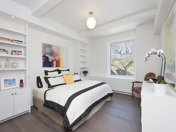 4th image of 225 Central Park W APT 305