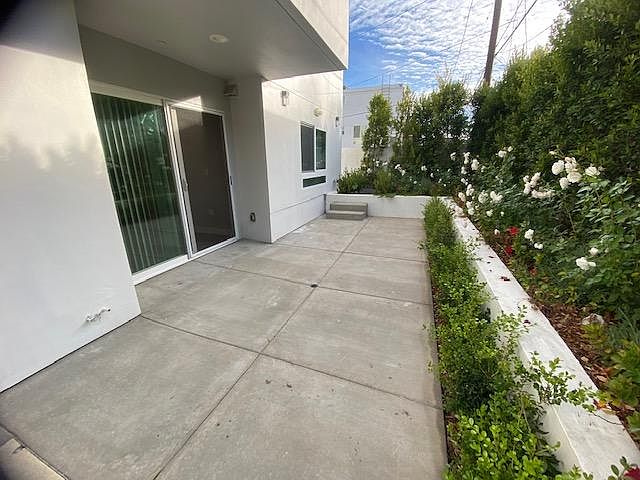 Oversized Patio