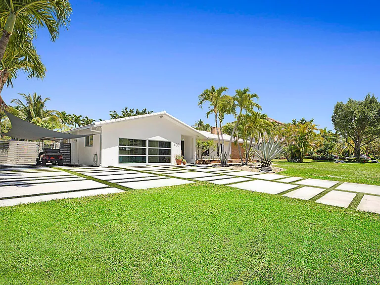 400 NW 6th Ave — Photo 43