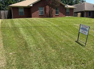 810 Toler Rd, Longview, TX 75604