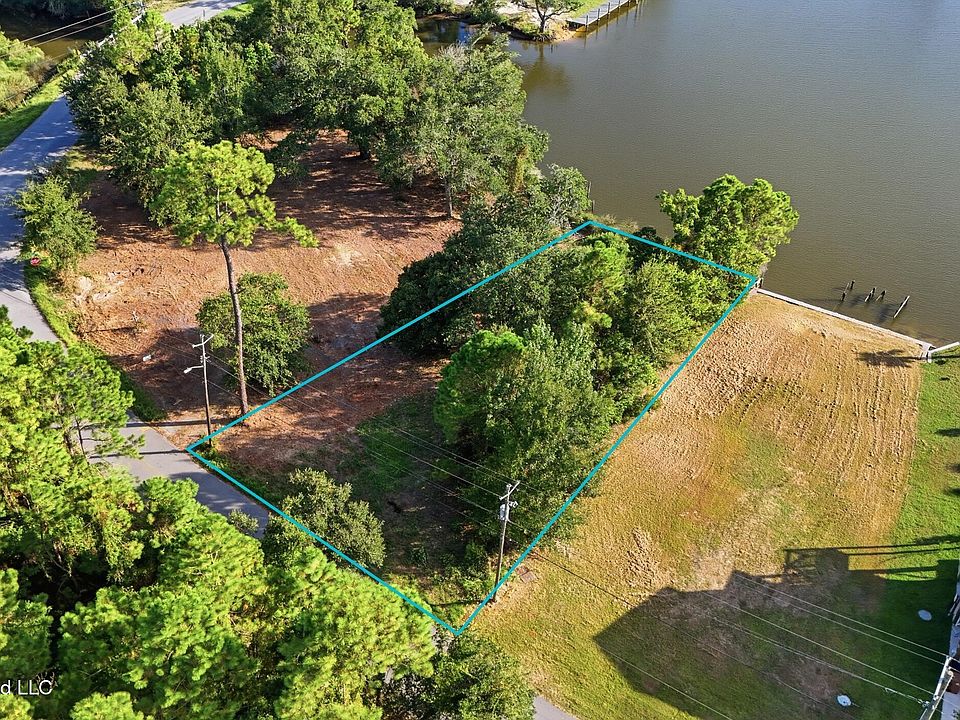 1st image of 350 Poindexter Dr Lot 3