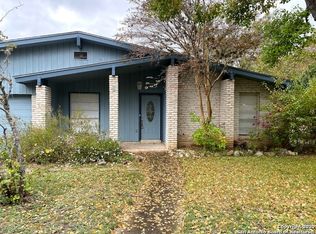 112 Creekside Dr, Boerne, TX 78006