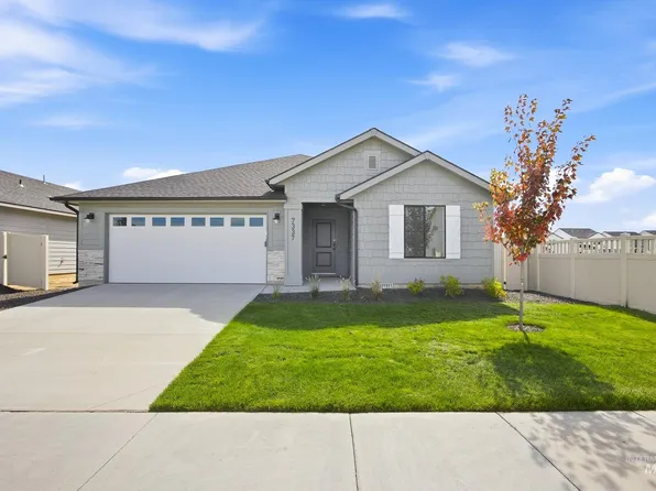 7337 W Newtown Dr, Eagle, ID 83616