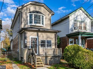 208 Parkway Ave, Ewing, NJ 08618
