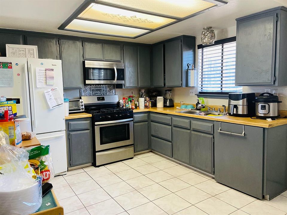 1st image of 15629 Avion Ln