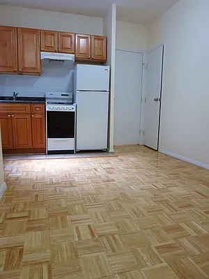 Rented by City & Suburban | media 41