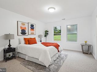 6616 Pine Rd, Alexandria, VA 22312