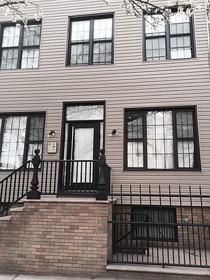 Rented by Premier Metro Realty Corp | media 50