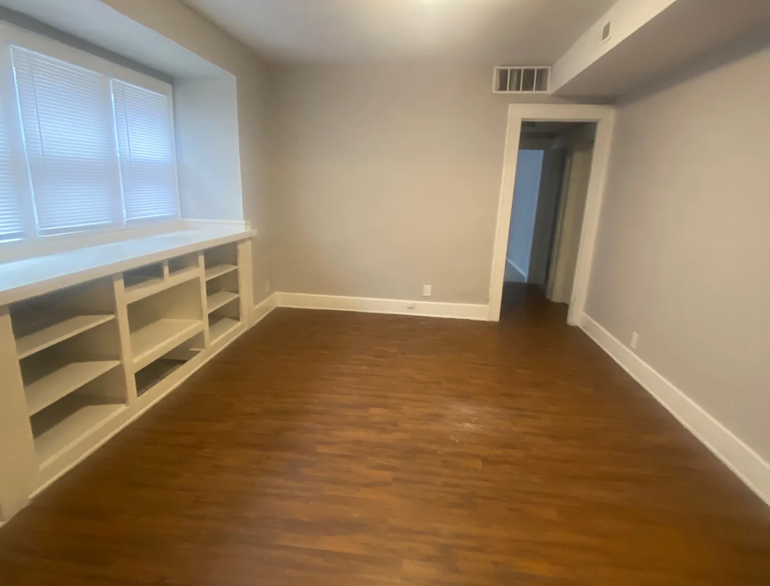 2 bed, $850 — Photo 2