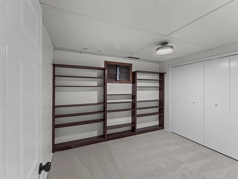 3204 Valley Hi Ave — Photo 31