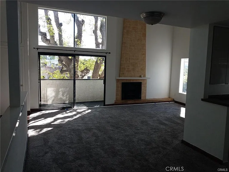 5255 Bellingham Ave #205 — Photo 4