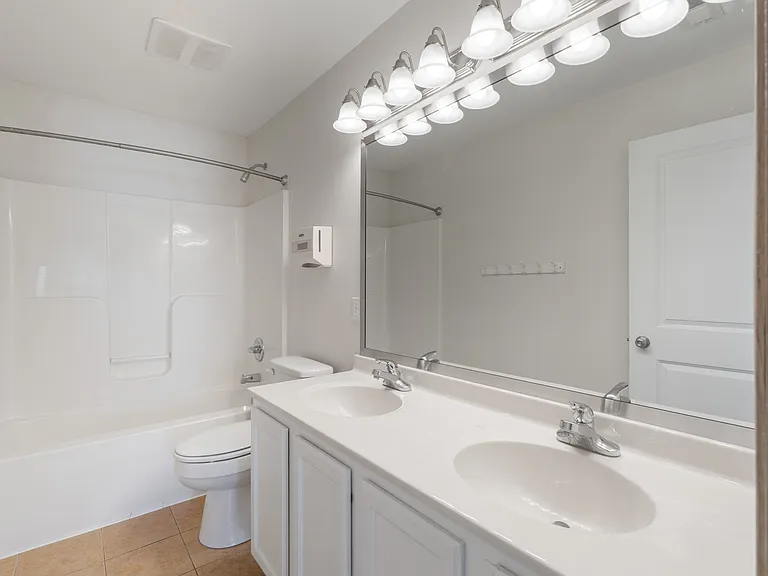 3022 Beckley St — Photo 18