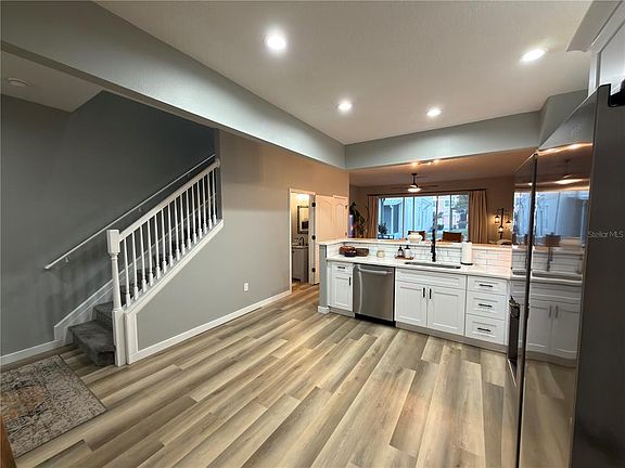3rd image of 26605 CHIMNEY SPIRE LANE