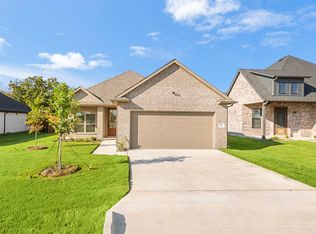 701 Escovedo Dr, Italy, TX 76651