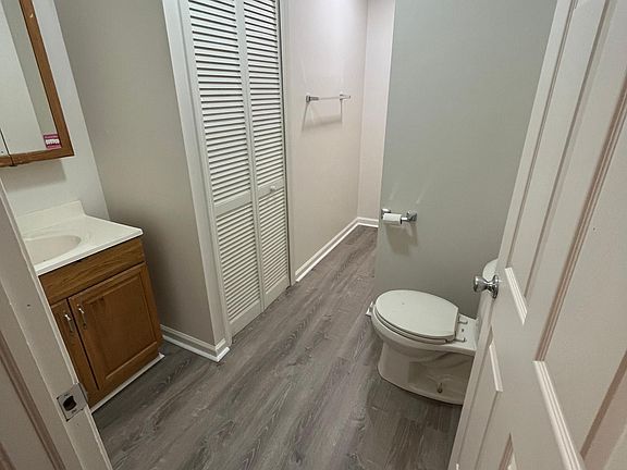 5th image of 4090 Huron St #5