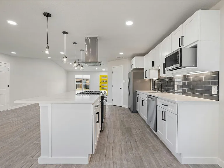 1400 Bellmar Dr — Photo 13