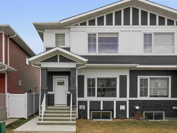592 E Dawson Dr, Chestermere, AB T1X 2X1
