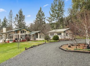 8050 N Applegate Rd, Grants Pass, OR 97527