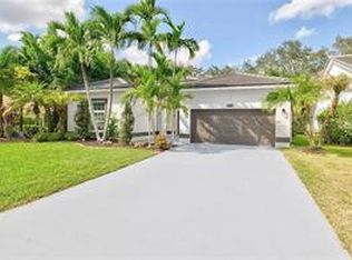 5989 NW 74th St, Parkland, FL 33067