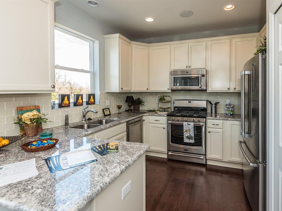 1st image of 11388 Sand Hill Dr #11