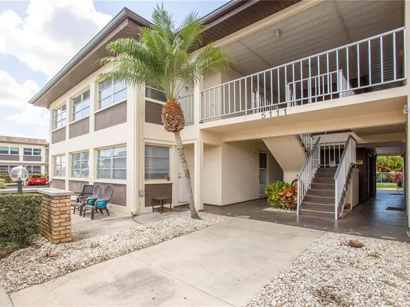 5111 Amulet Dr APT 208, New Port Richey, FL 34652