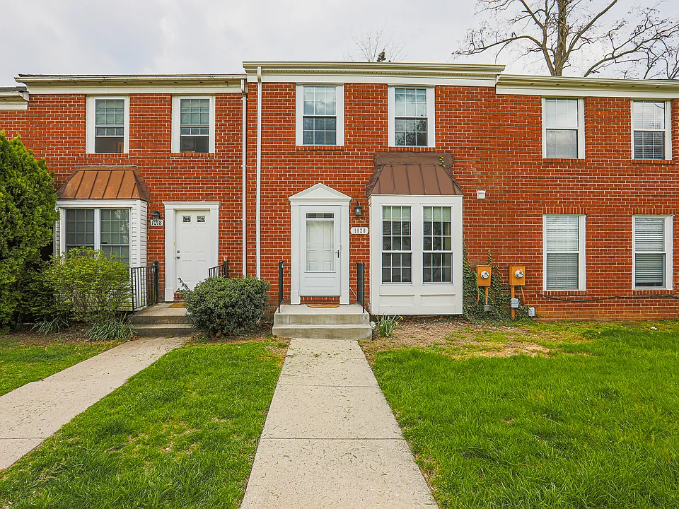1020 Dartmouth Glen Way #1