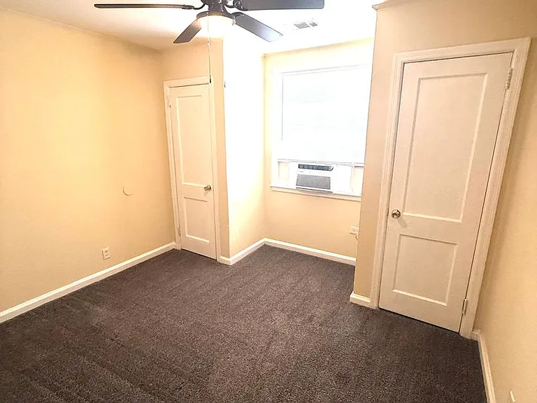 2401 Overhill Rd — Photo 8