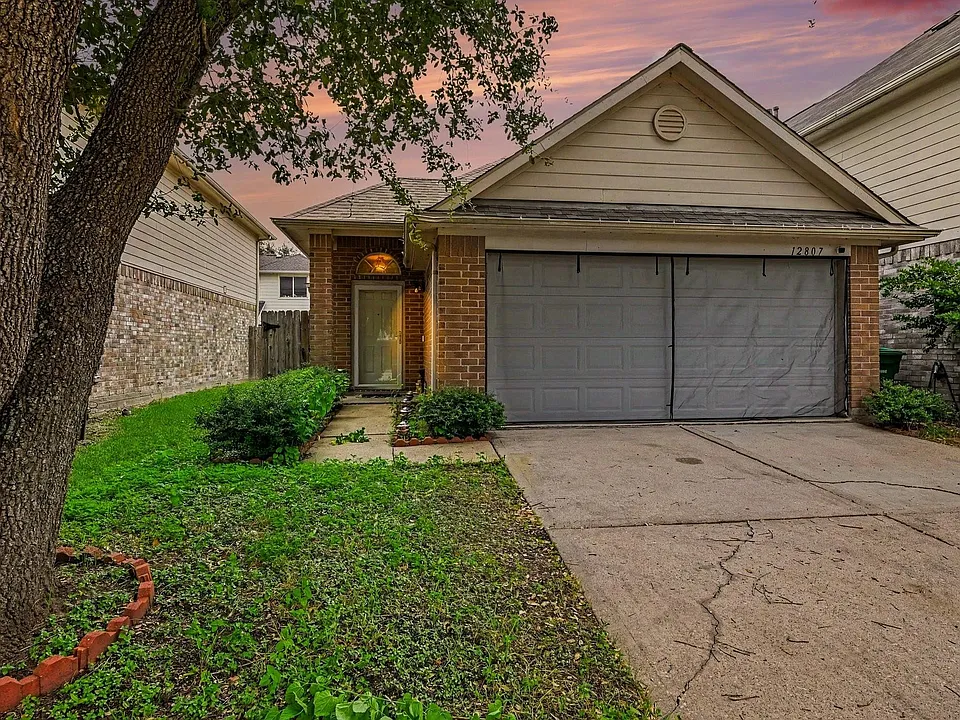 12807 Claycliff Ct