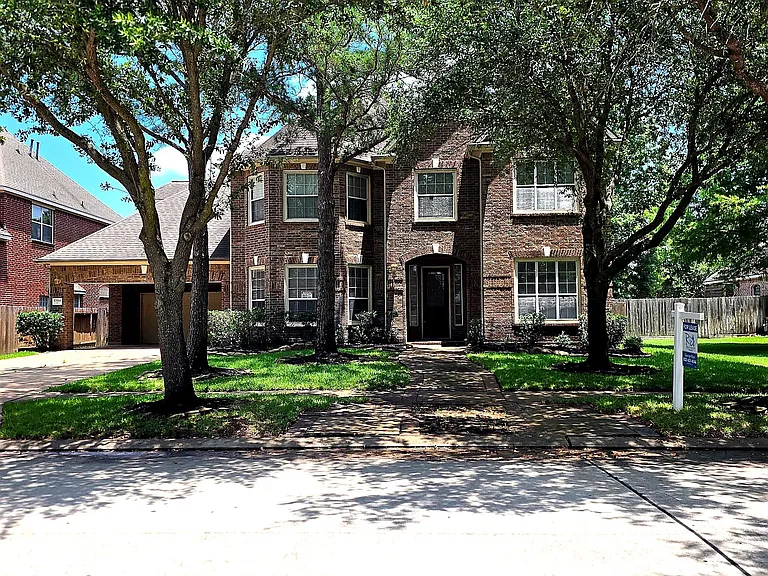 10814 Keystone Fairway Dr — Photo 1