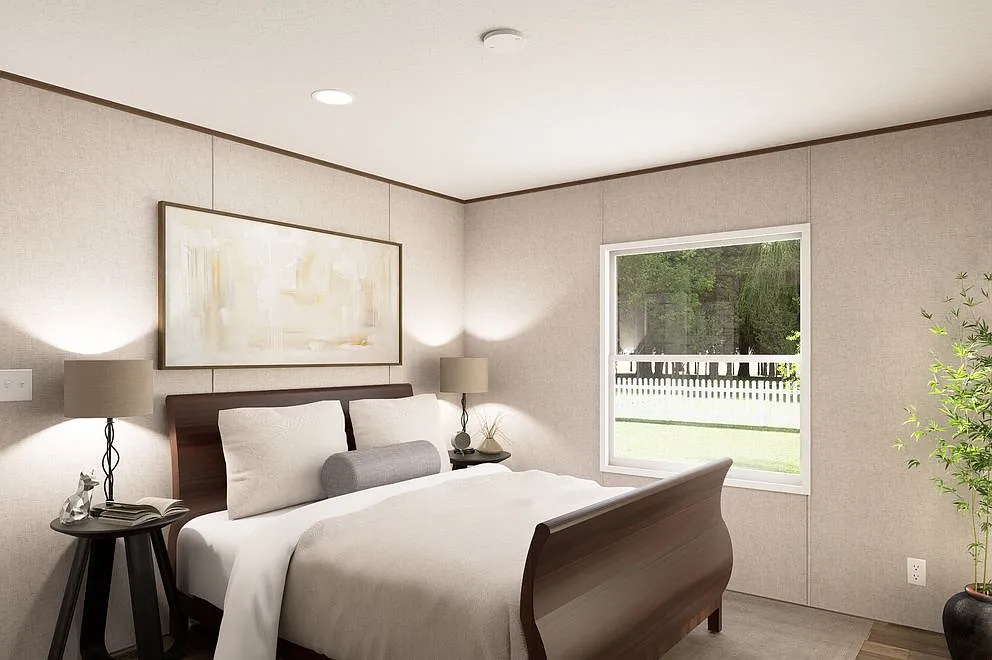 3 bed, 900 sqft, $1,100 — Photo 3