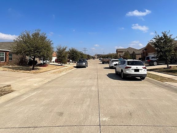 4th image of 100 Mount Vernon Ln
