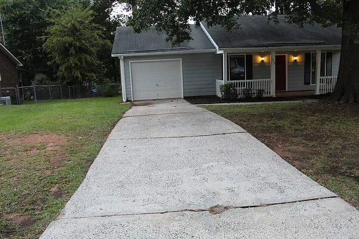 446 Pheasant Run Dr — Photo 5