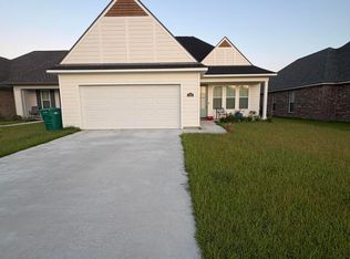 202 Bennington Ln, Youngsville, LA 70592