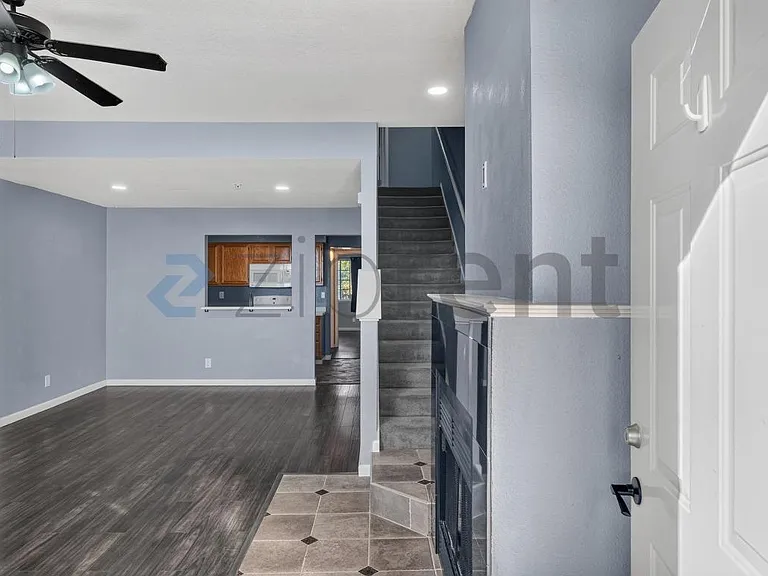 3443 Wells Rd — Photo 6