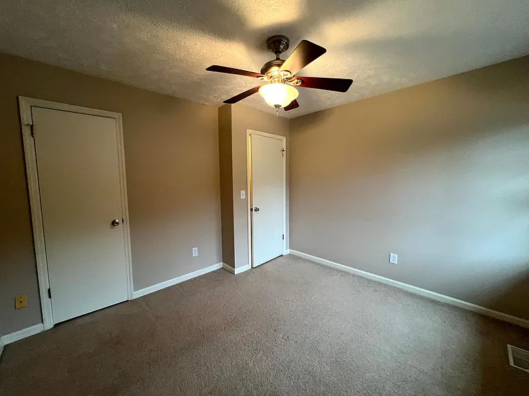 1233 Wilderness Dr — Photo 12