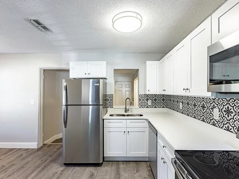 Kitchen with newer appliances