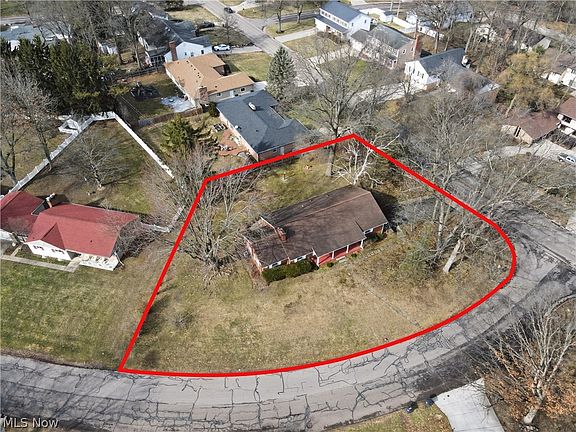 4th image of 1821 Ganyard Rd