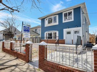 14446 230th St, Springfield Gardens, NY 11413
