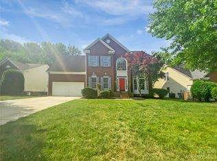 15639 Donnington Dr, Charlotte, NC 28277